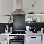 L'atypique : 2 // Piscine // Parking Apartment