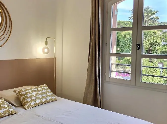 Apartment L'atypique : 2 // Piscine // Parking *